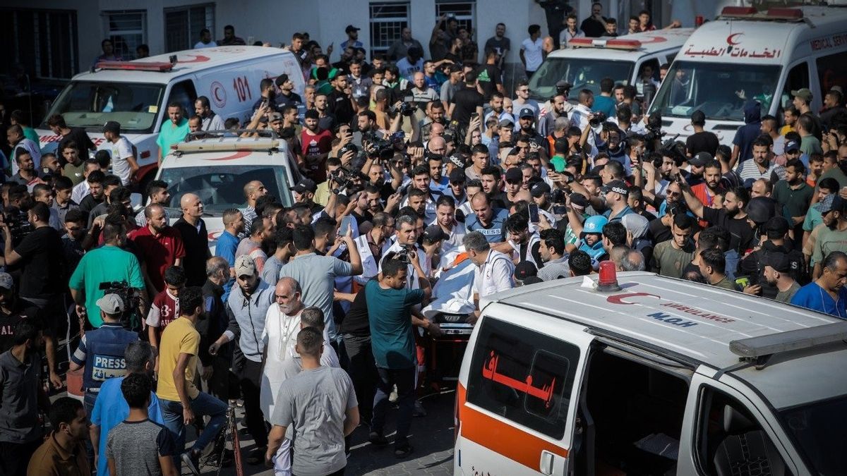 Potret Warga Gaza yangdan ambulan atas meninggalnya ribuan dokter gaza