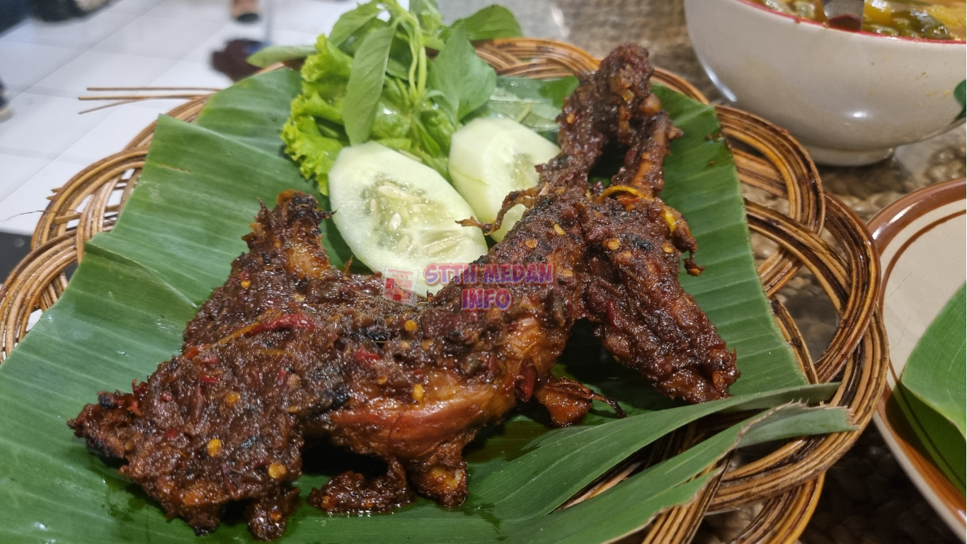 Potret Ayam Bakar Artomoro - masukpakeko.id