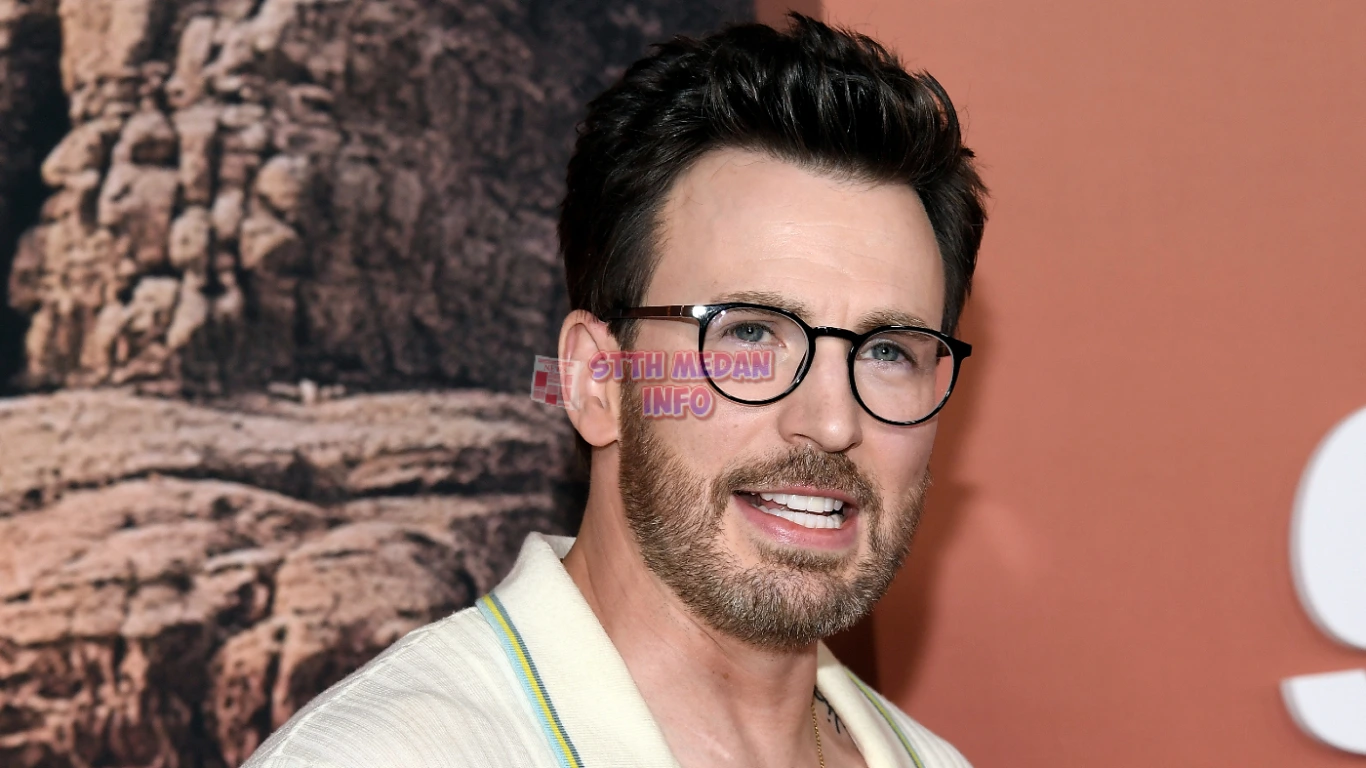 Potret Chris Evans - Invision/AP