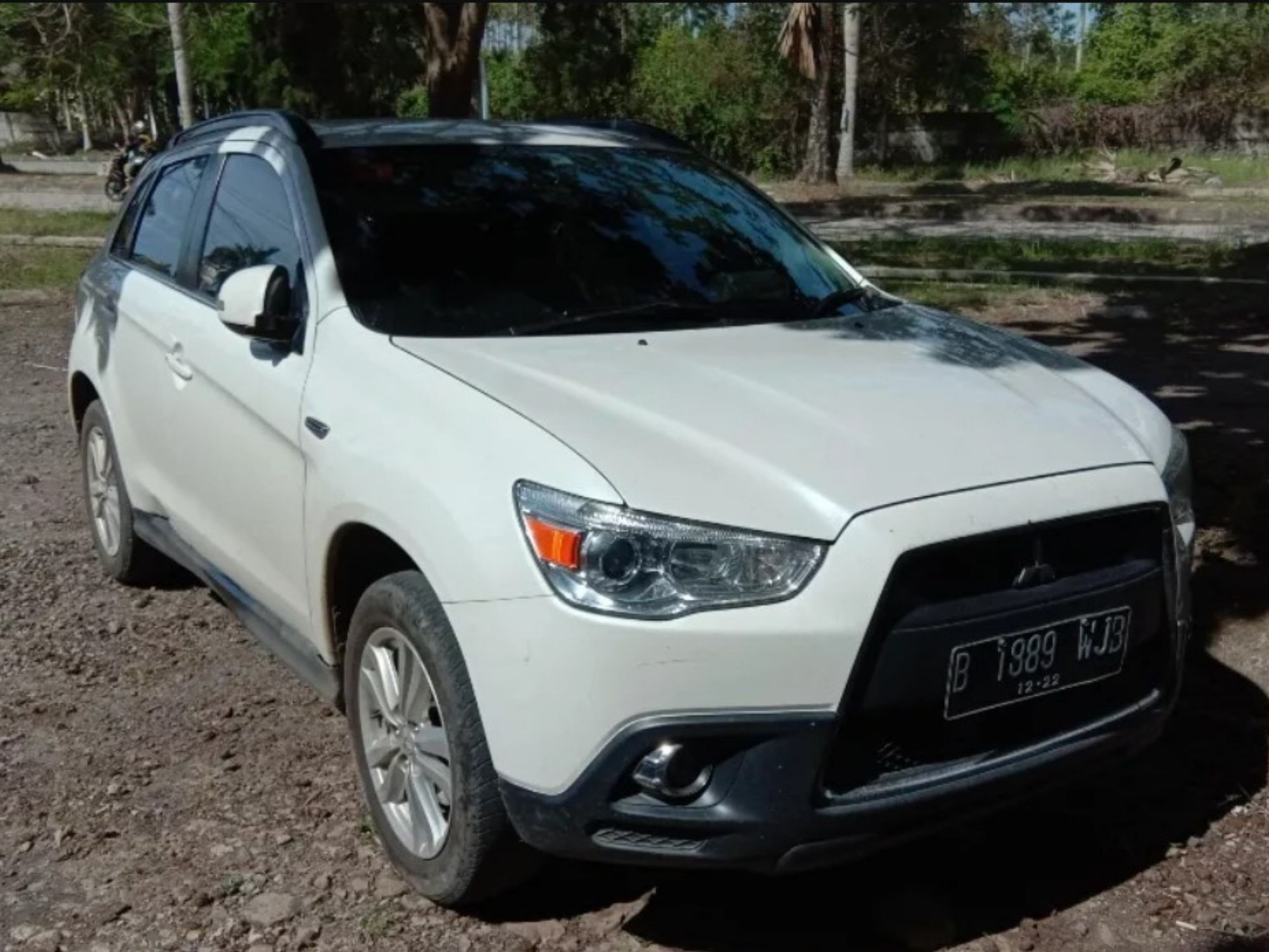 Potret salah satu mobil yang telah disuntik mati, Mitsubishi Outlander