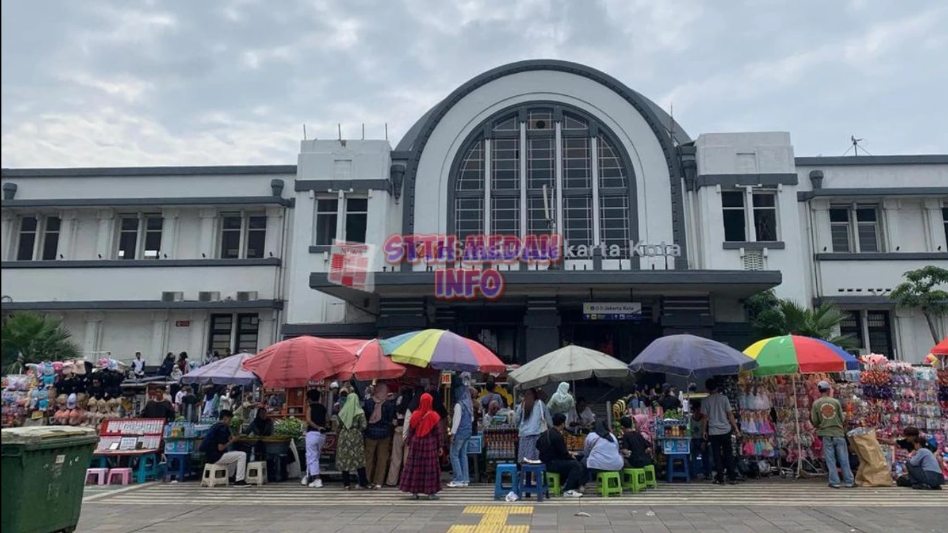 Potret Stasiun Kota - Detik