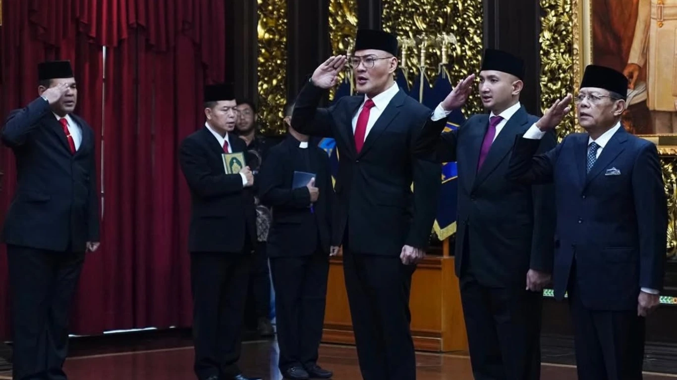 Pelantikan Deddy Corbuzier Menjadi Staf Khusus Menhandi Gedung Kemenhan - Infobanknews