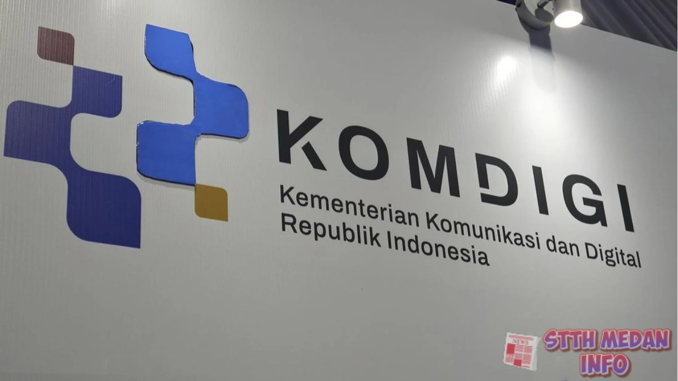 Potret Komdigi - CNN INDONESIA